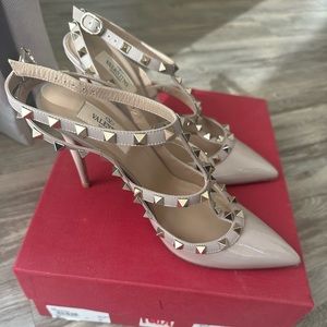 Valentino Garavani Rockstud Patent Heels. Worn twice